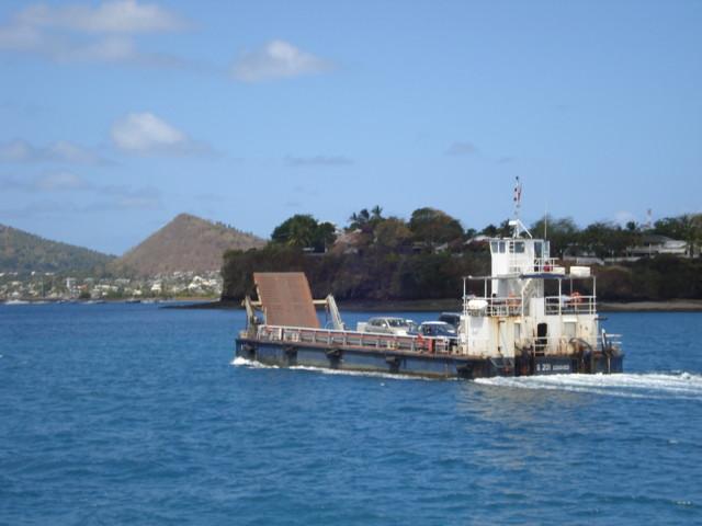 barge_de_voitures.JPG
